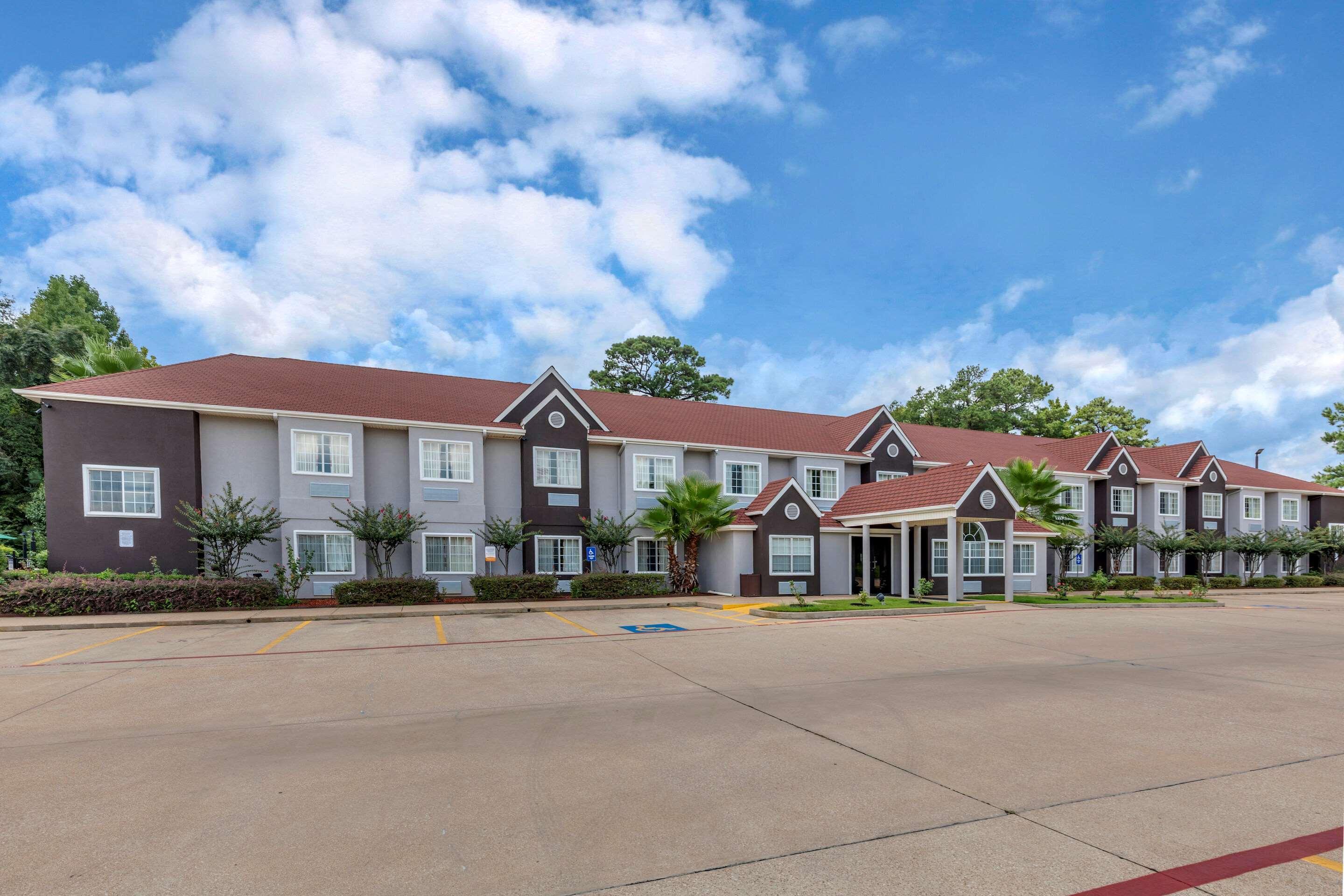 Quality Inn & Suites Longview I-20 Exteriör bild